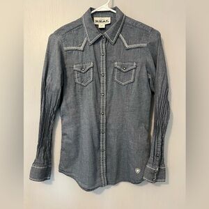 Ariat Denim Button Down Small
